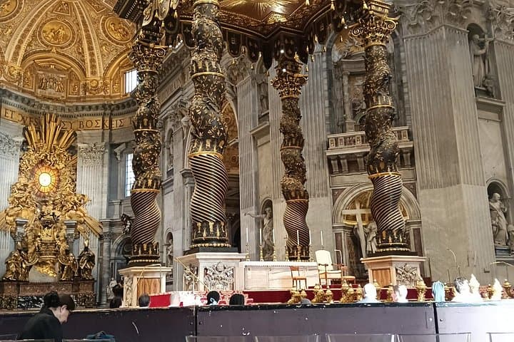 Vatican: Papal Audience with Pope Leo XIV – Reserved Spot & Guide