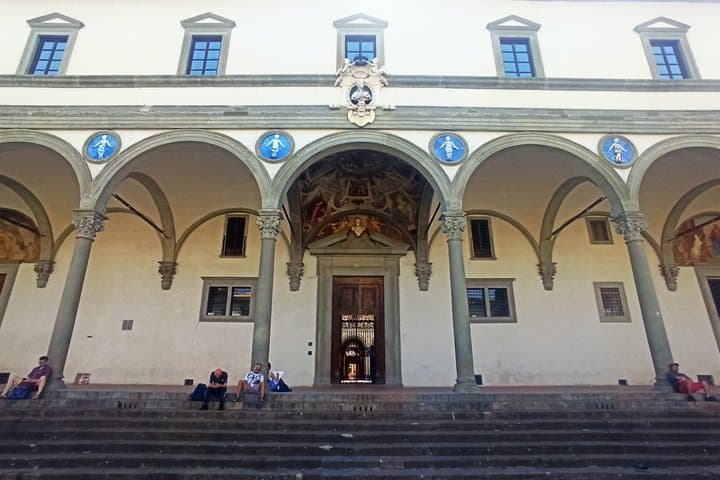 Spedale degli Innocenti: the first Orphanage ever built