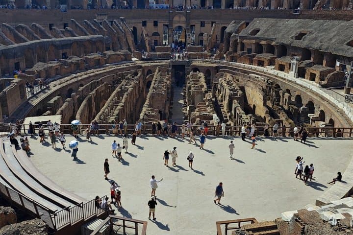 Rome: Colosseum Entry with Official AI App & Arena Option