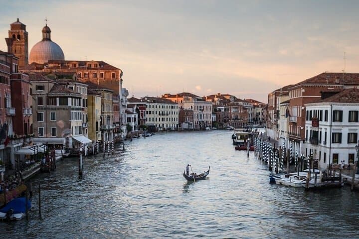 8 Day Rome, Florence, Pisa, Siena, Venice Tour with Food & Wine