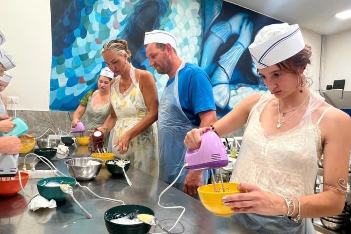 Naples Official Pizza Making Class & Tiramisu Cooking class