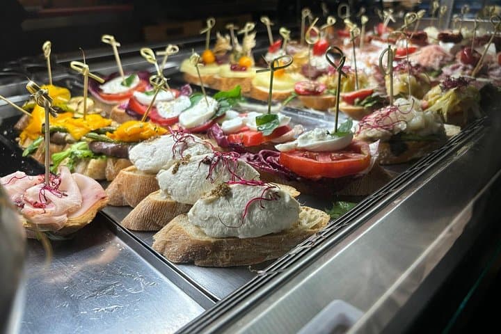Venice 10 bites : Cicchetti Trial with Wine