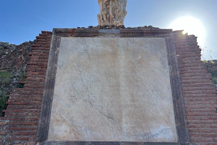 Roman Forum Pass with Domus Tiberiana Private Tour