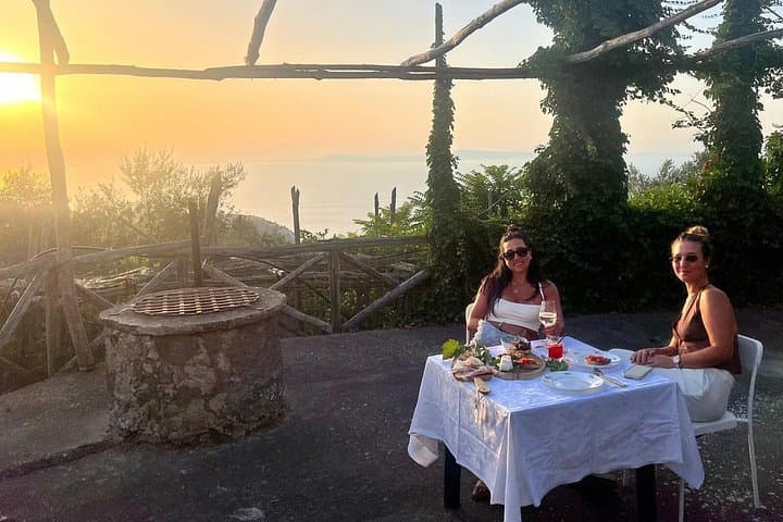 Horseback Riding in the Sorrento Hills with Aperitif