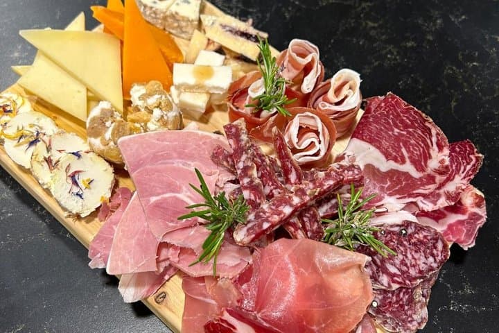 Assisi Wine and Local Food Tasting Experience