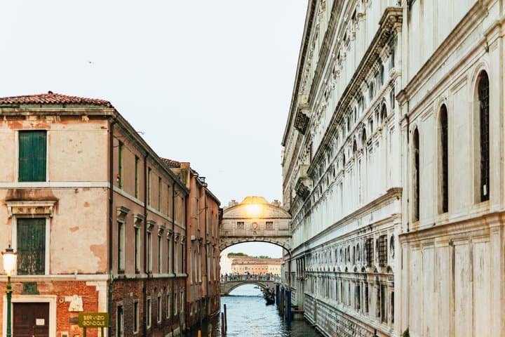 Venice by Night: Highlights & Hidden Gems Tour