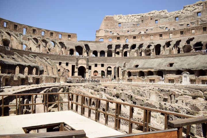 Colosseum, Palatine Hill and Roman Forum Guided Group Tour