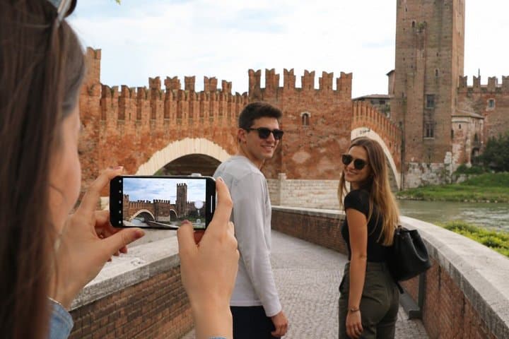 Secrets of Verona: Self-Guided Scavenger Hunt & Walking Tour
