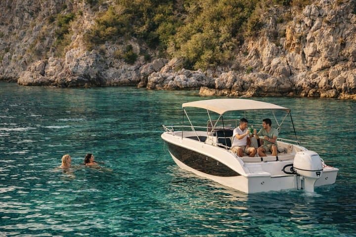 Boat and dinghy rental in Amalfi Coast Without Skipper