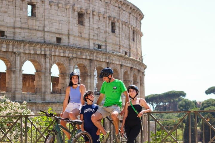 Rome's Best by E-bike: Guided City Tour (Small Group or Private)