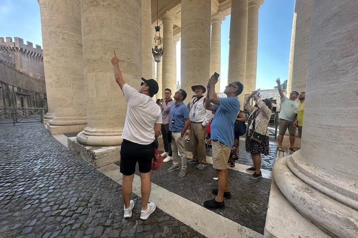 The Ultimate Basilica Tour with Dome & Crypts | Small Group