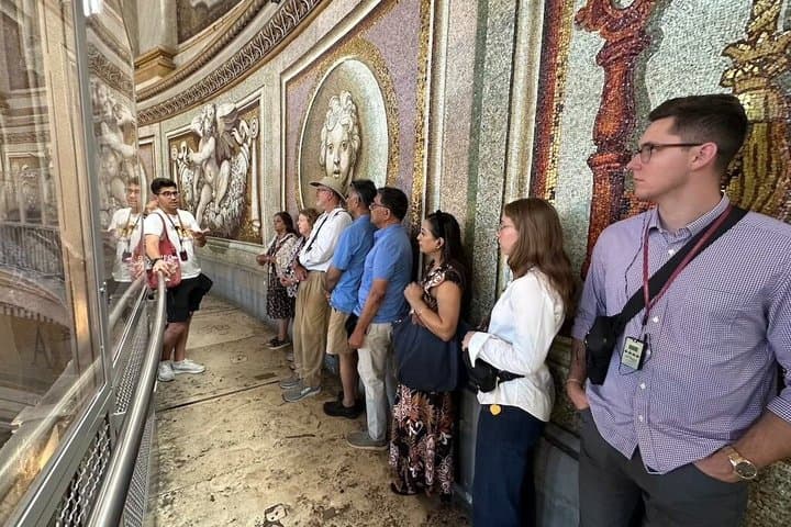 The Ultimate Basilica Tour with Dome & Crypts | Small Group