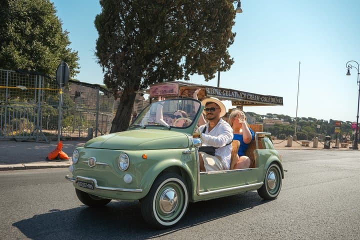 Rome Vintage Fiat 500 car Tour With Photographer