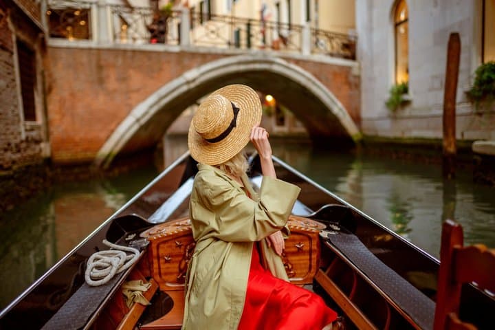 Venice Attractions Pass: Gondola, Doge's Palace & St. Mark's