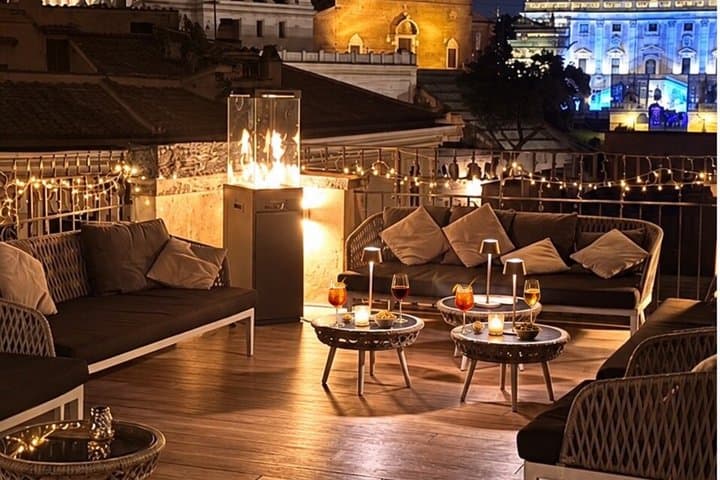 Rome Night Tour Colosseum and Rooftop Aperitivo